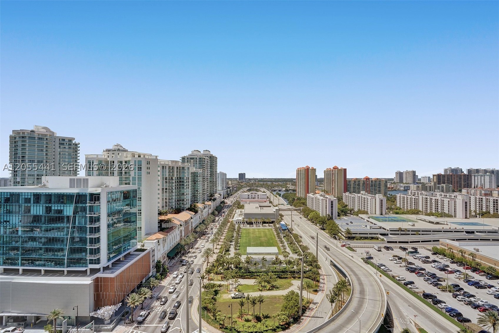 LA PERLA CONDO - Residential