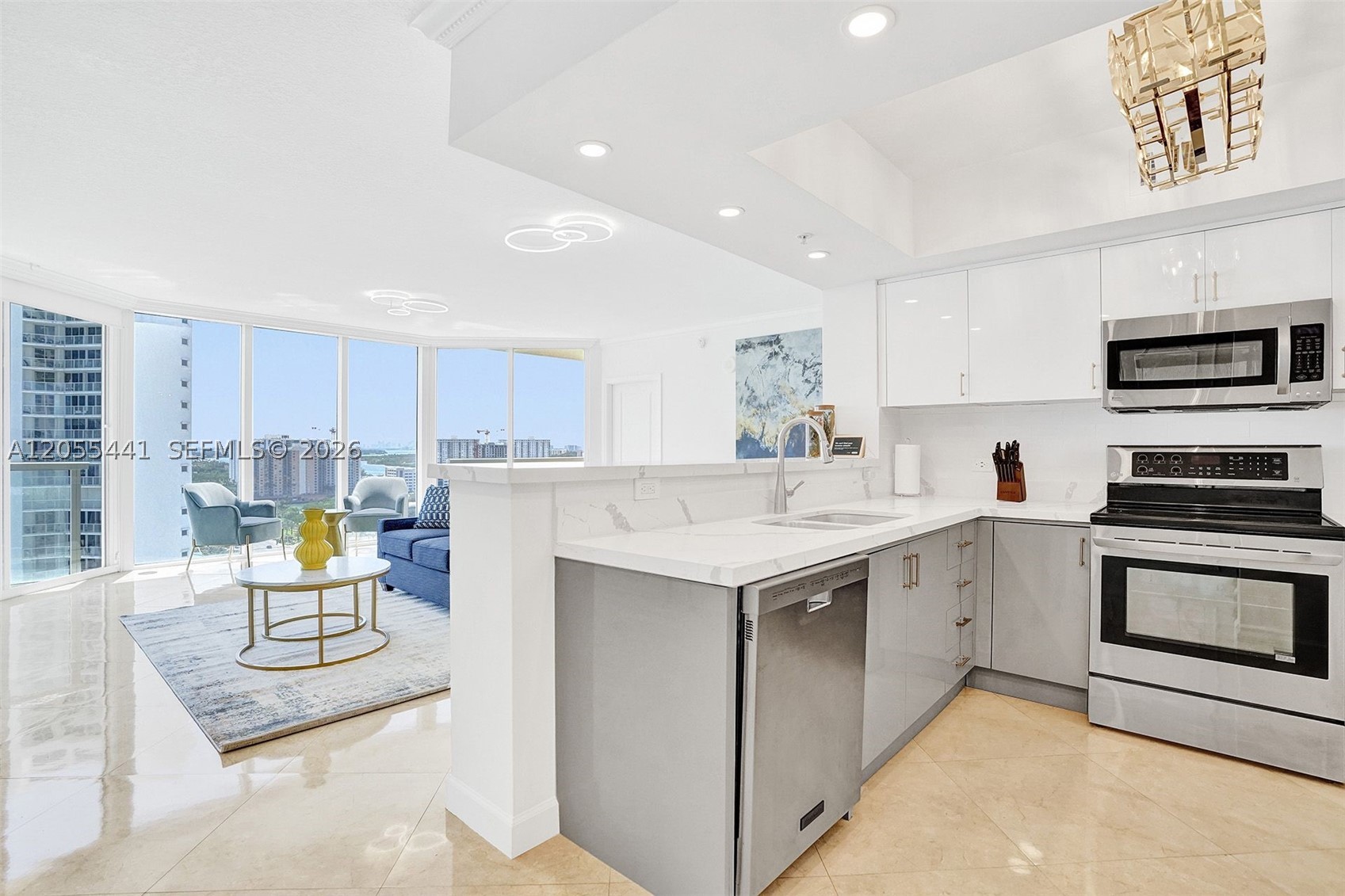 LA PERLA CONDO - Residential