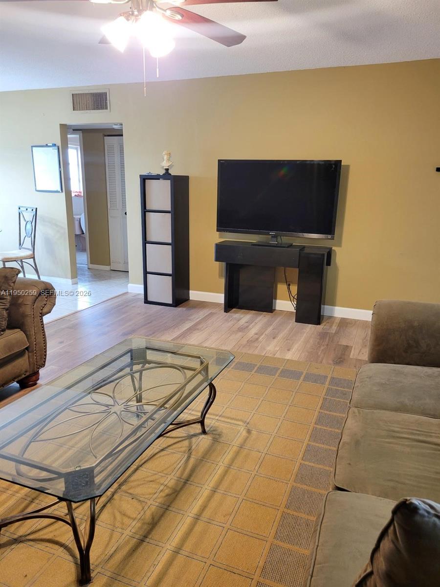 ADMIRAL CONDO APARTMENTS - Residential