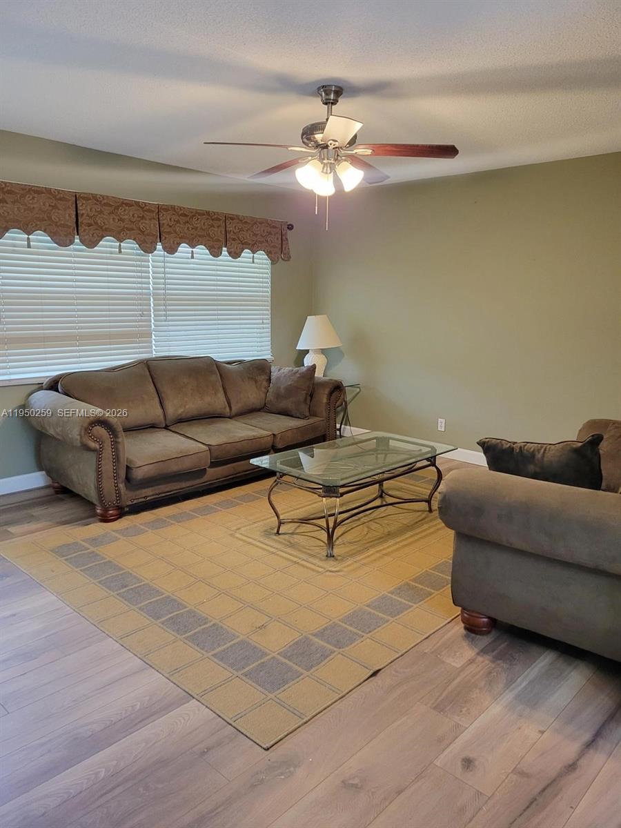 ADMIRAL CONDO APARTMENTS - Residential