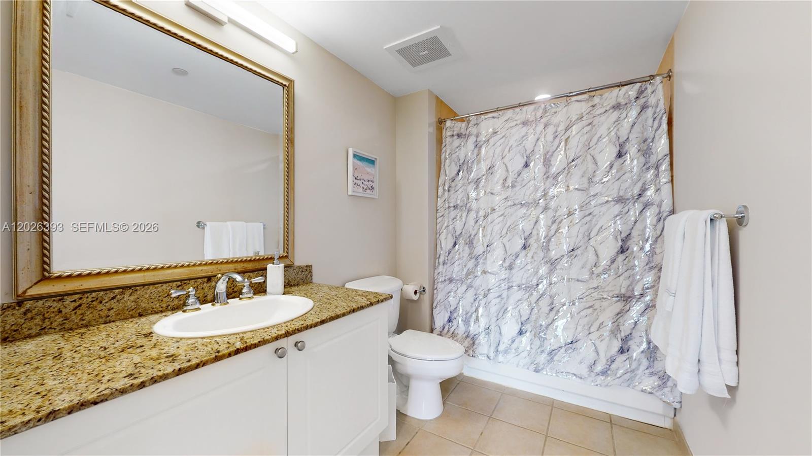 TURNBERRY ON THE GREEN CO - Residential Lease