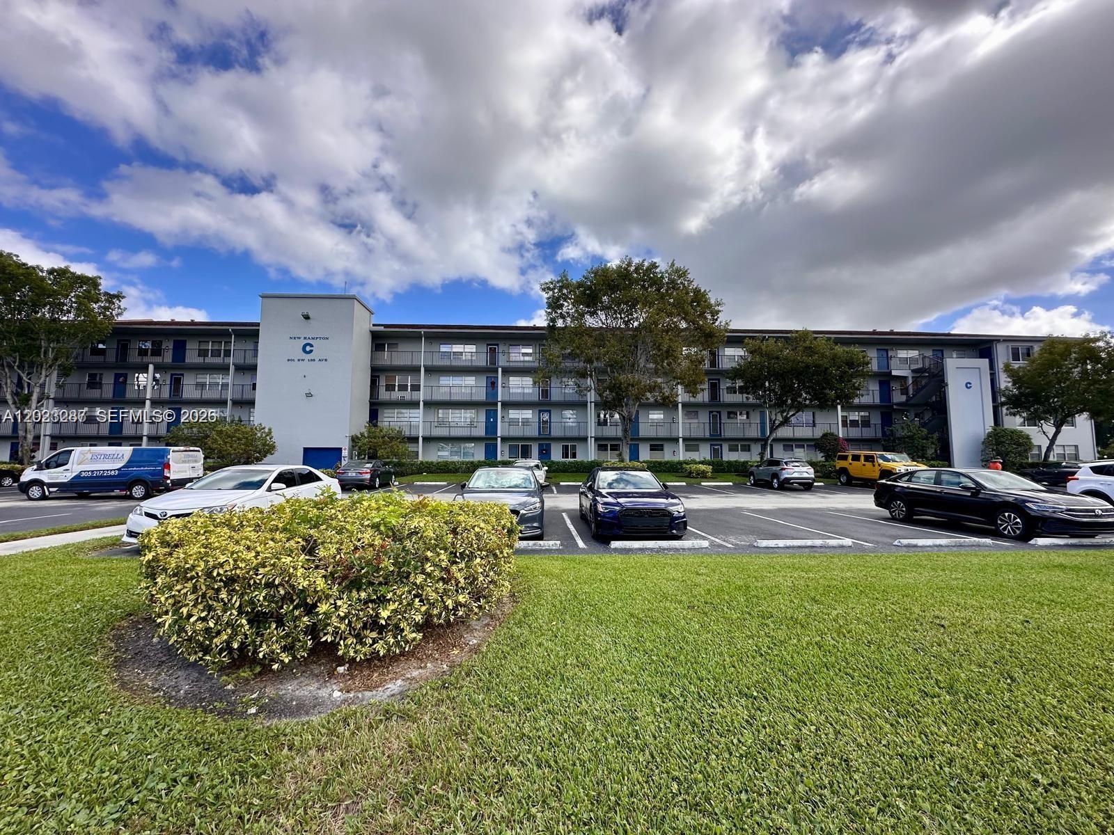 NEW HAMPTON AT CENTURY VI - Residential Lease