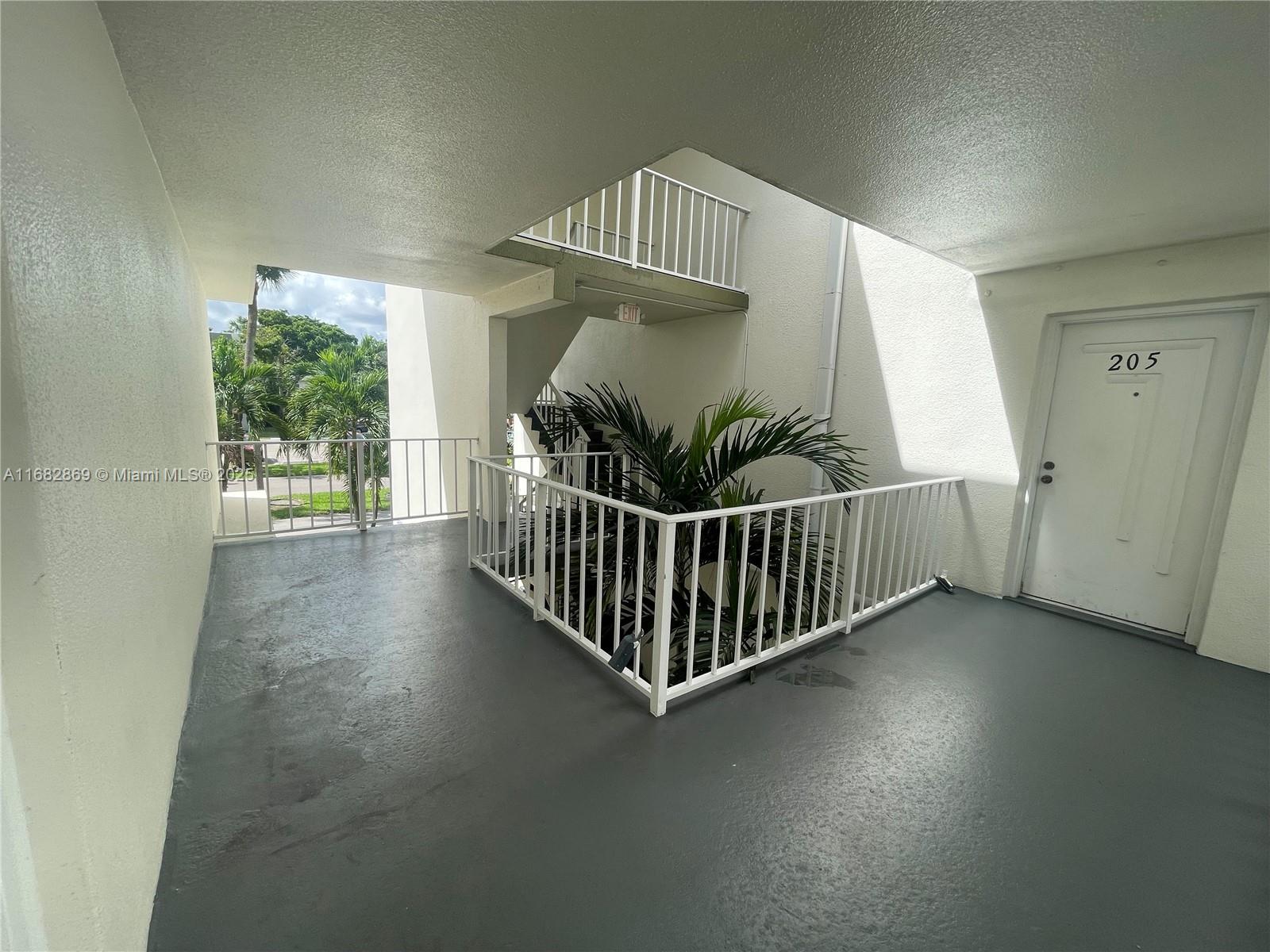 SPRINGCREST CONDO - Residential