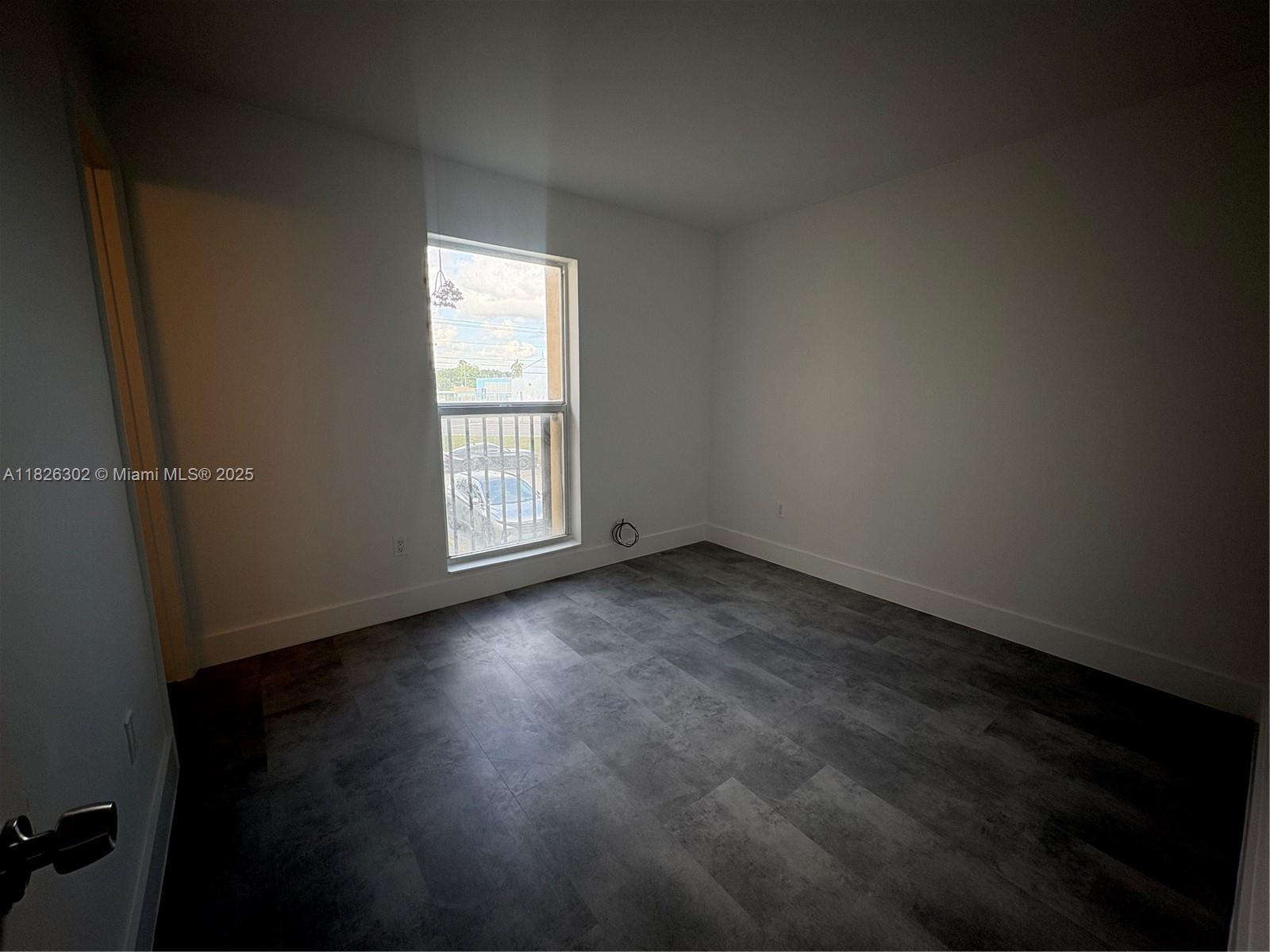 ROYAL POINCIANA CONDO - Residential Lease
