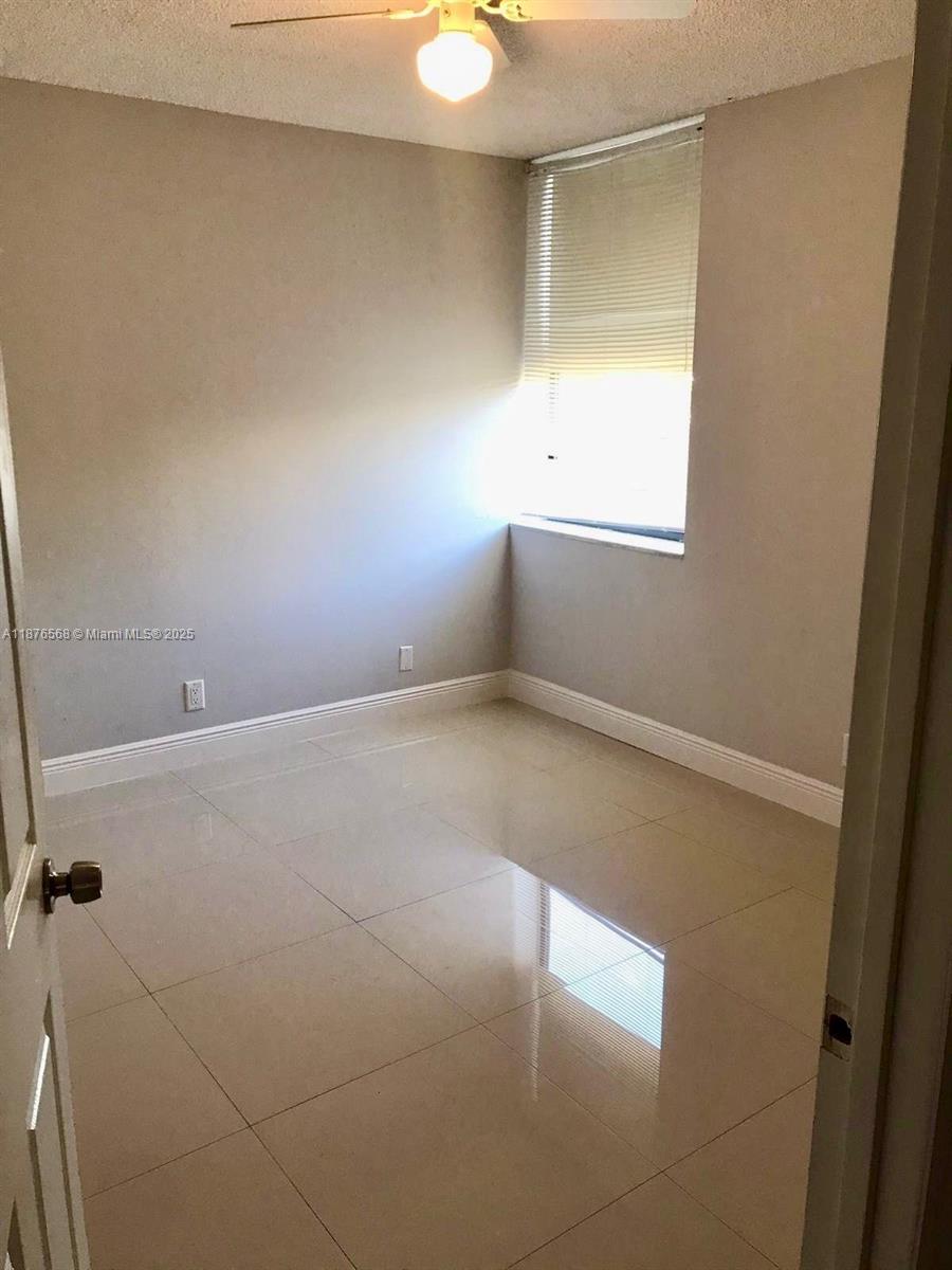VILLA DORADA CONDO NO 2 - Residential
