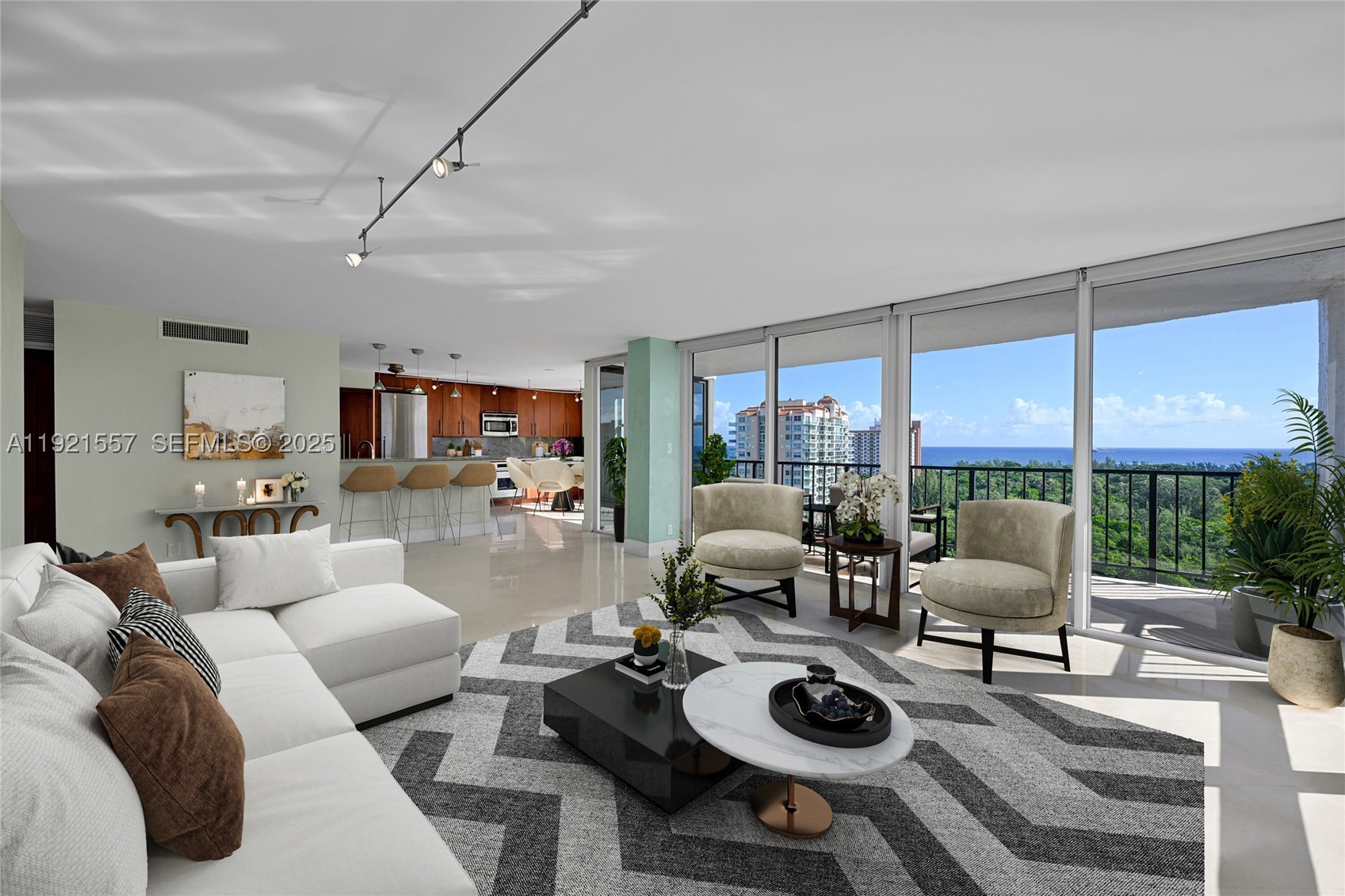 CORINTHIAN ON THE INTRACO - Residential