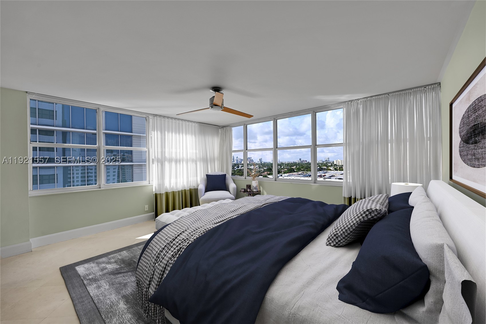 CORINTHIAN ON THE INTRACO - Residential