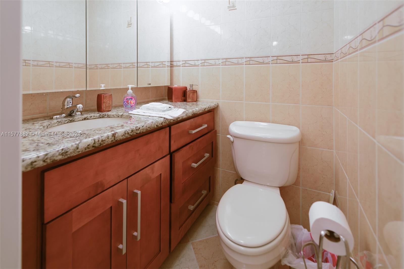 HEMISPHERES CONDO - Residential Lease