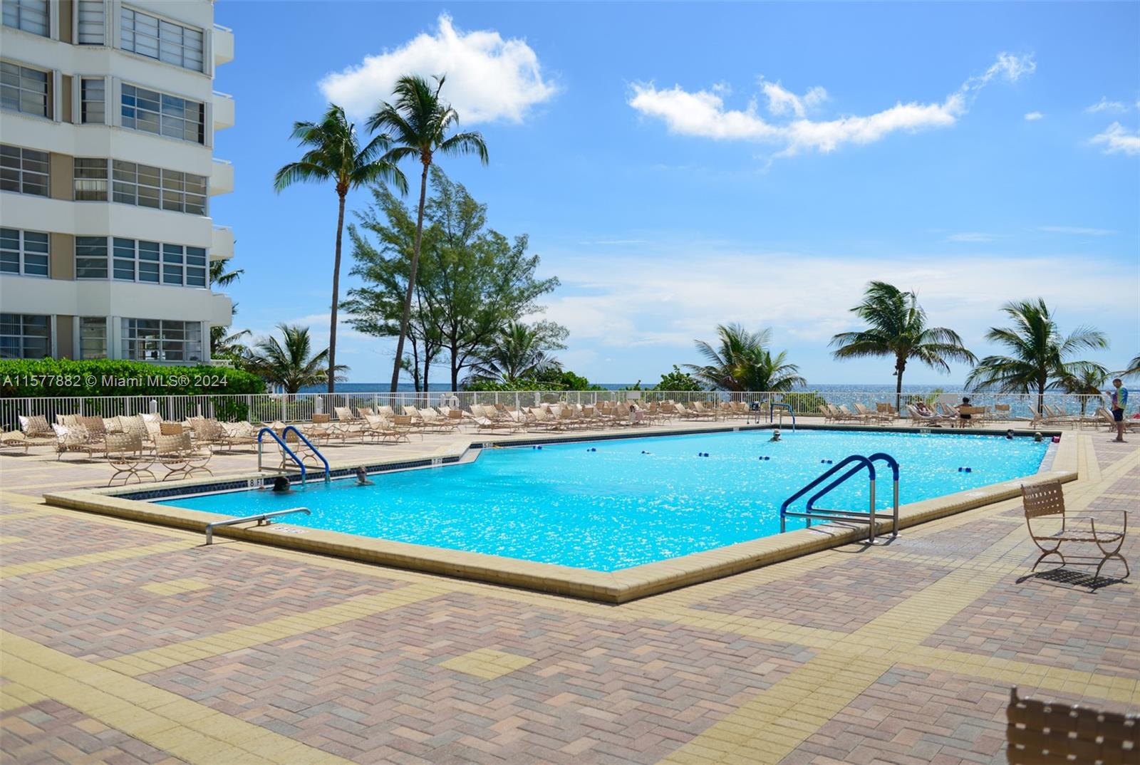 HEMISPHERES CONDO - Residential Lease