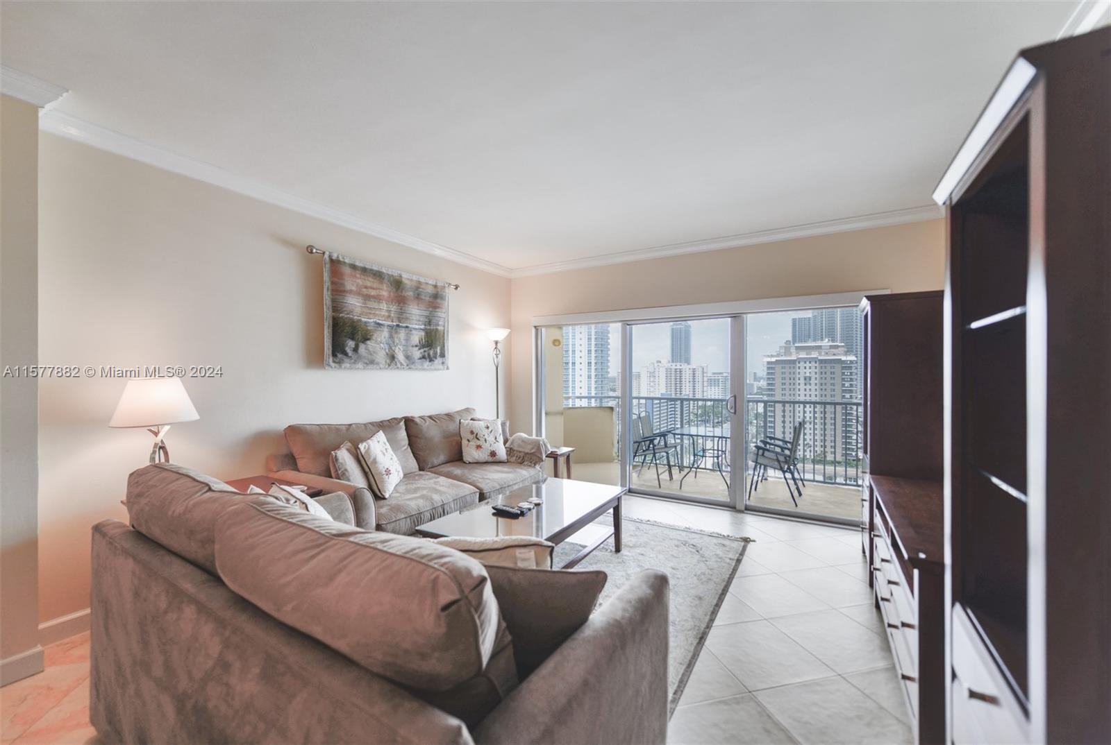 HEMISPHERES CONDO - Residential Lease