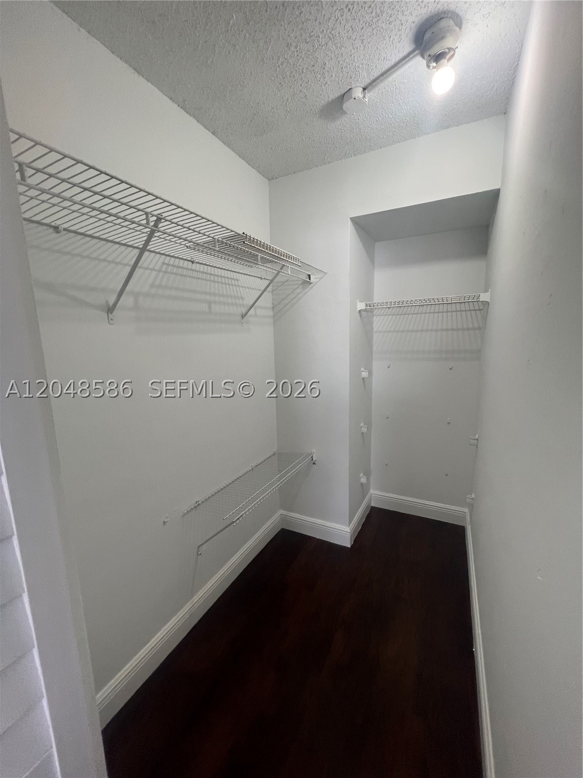 FONTAINEBLEAU GARDENS CON - Residential Lease