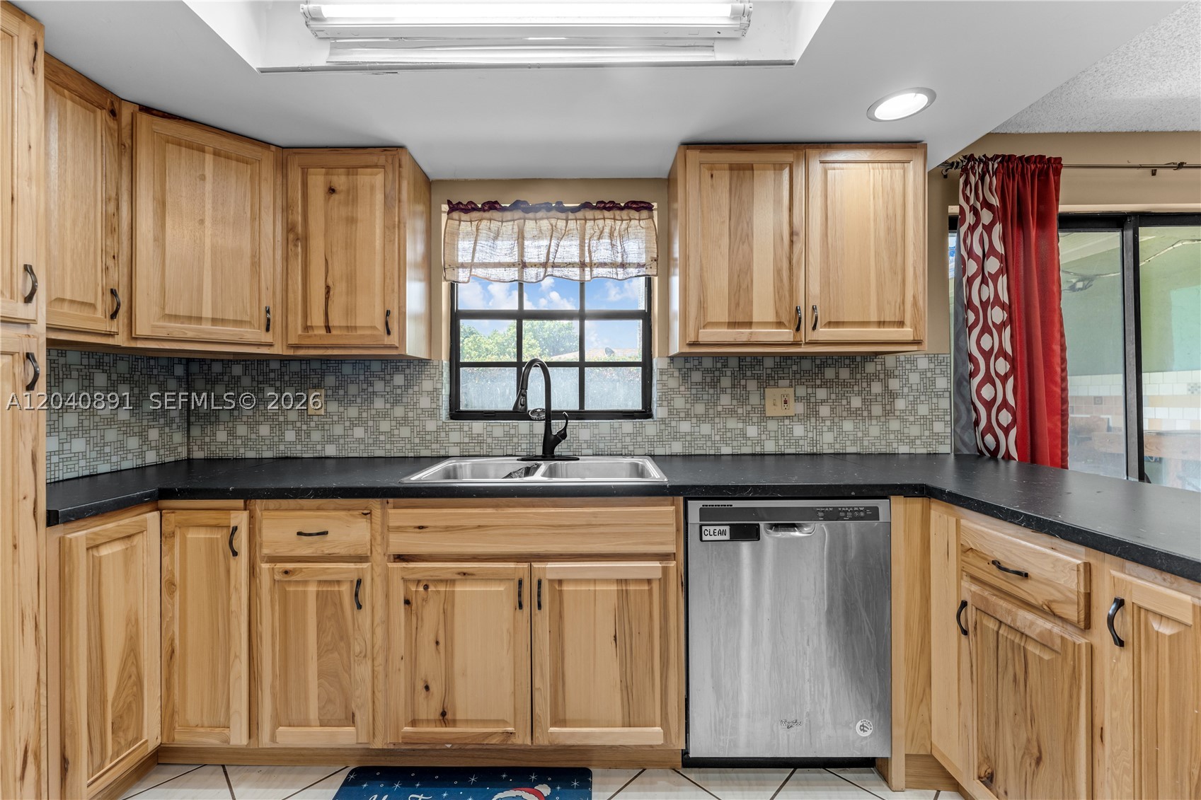OAKLAWN SUB - Residential