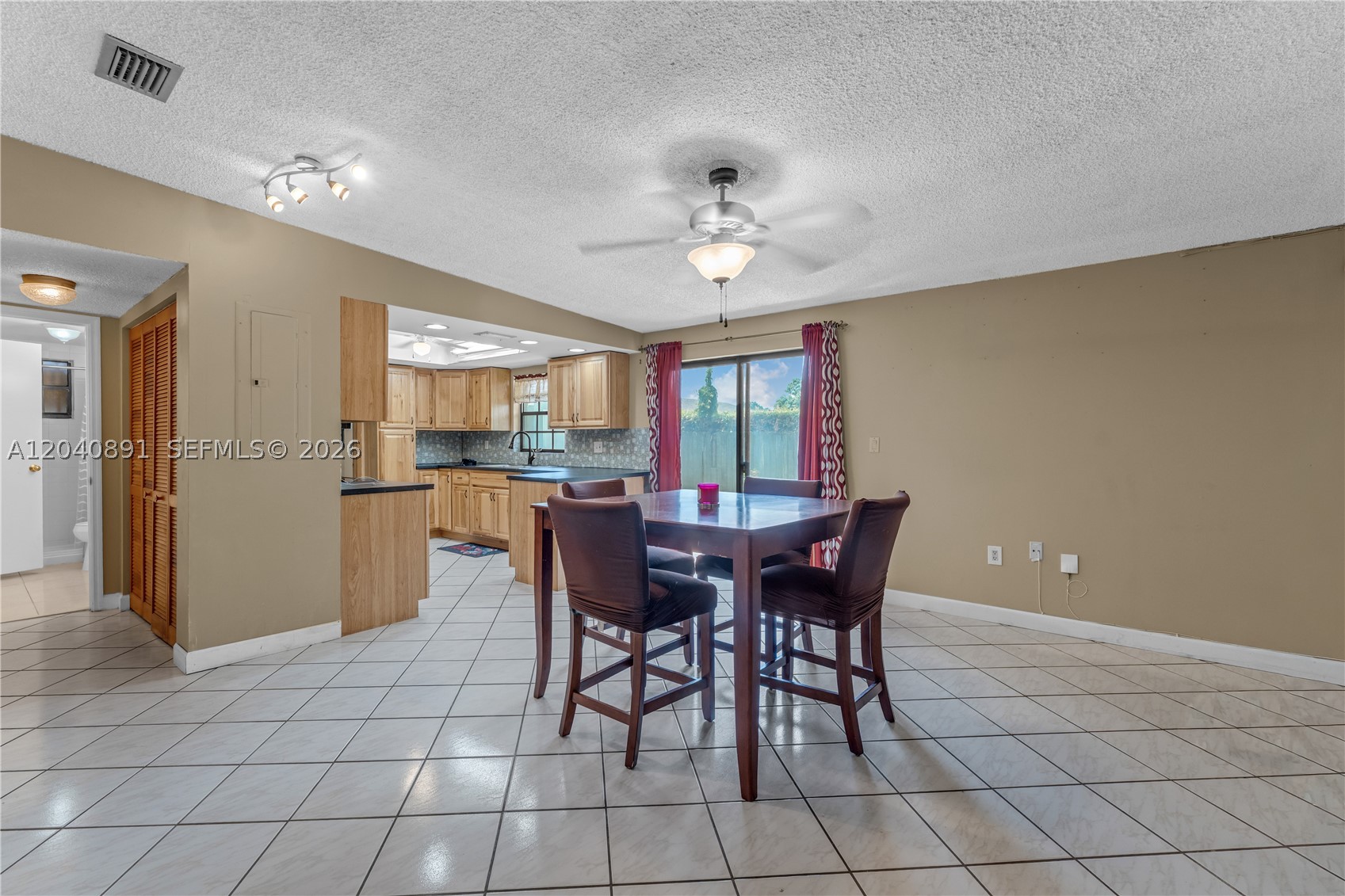 OAKLAWN SUB - Residential