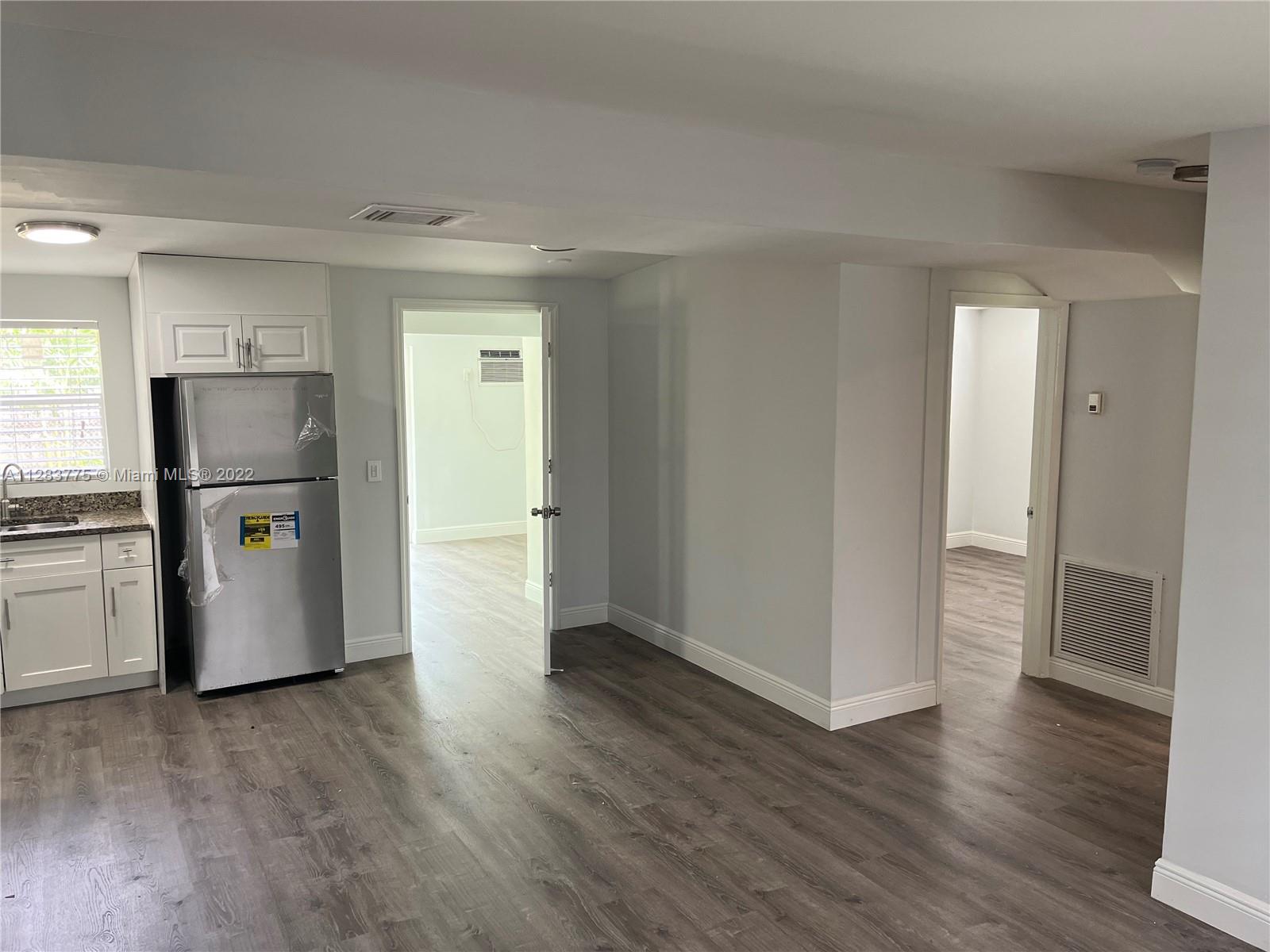 PALM BEACH CABANA COLONY - Residential Lease