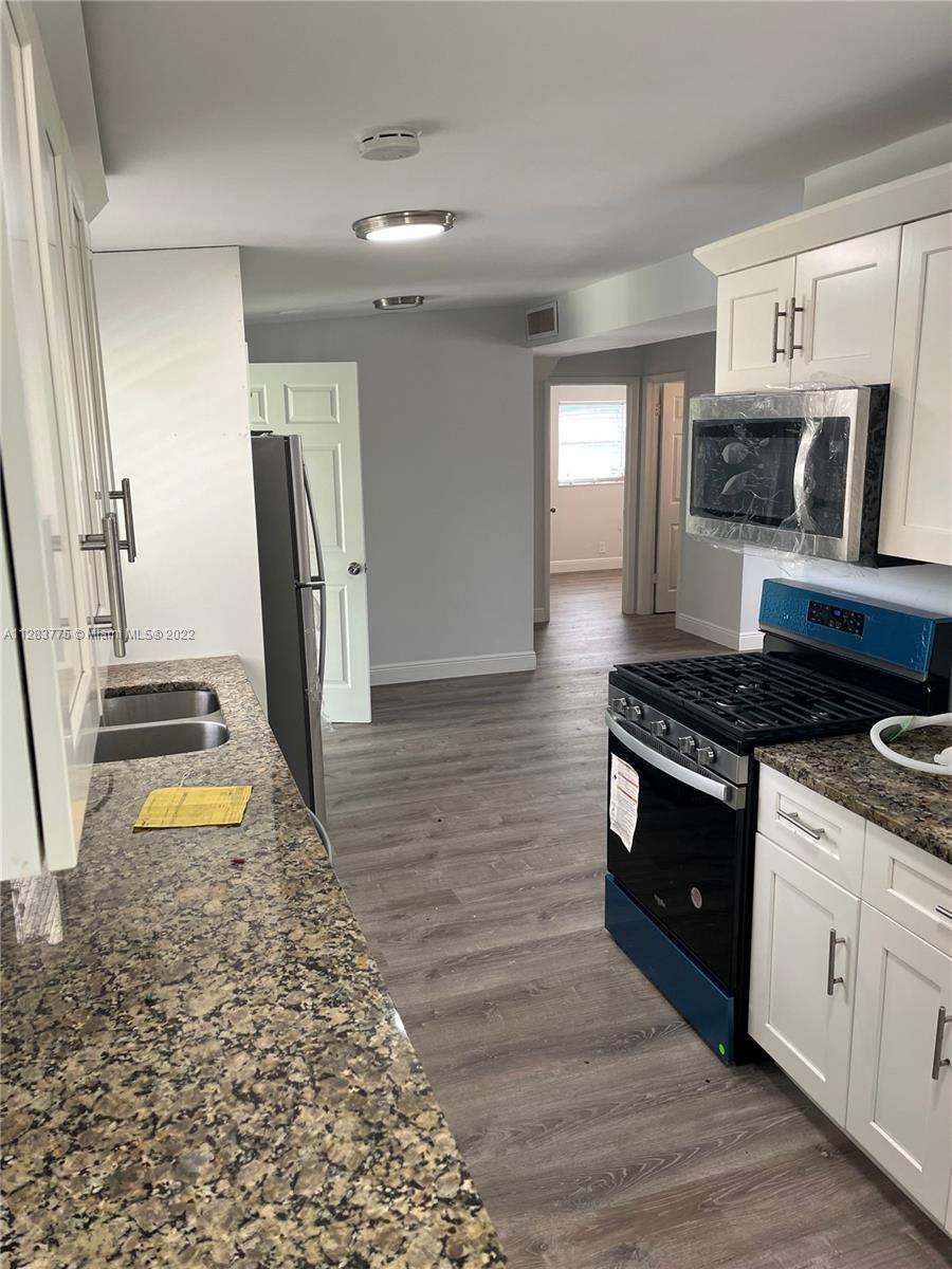 PALM BEACH CABANA COLONY - Residential Lease