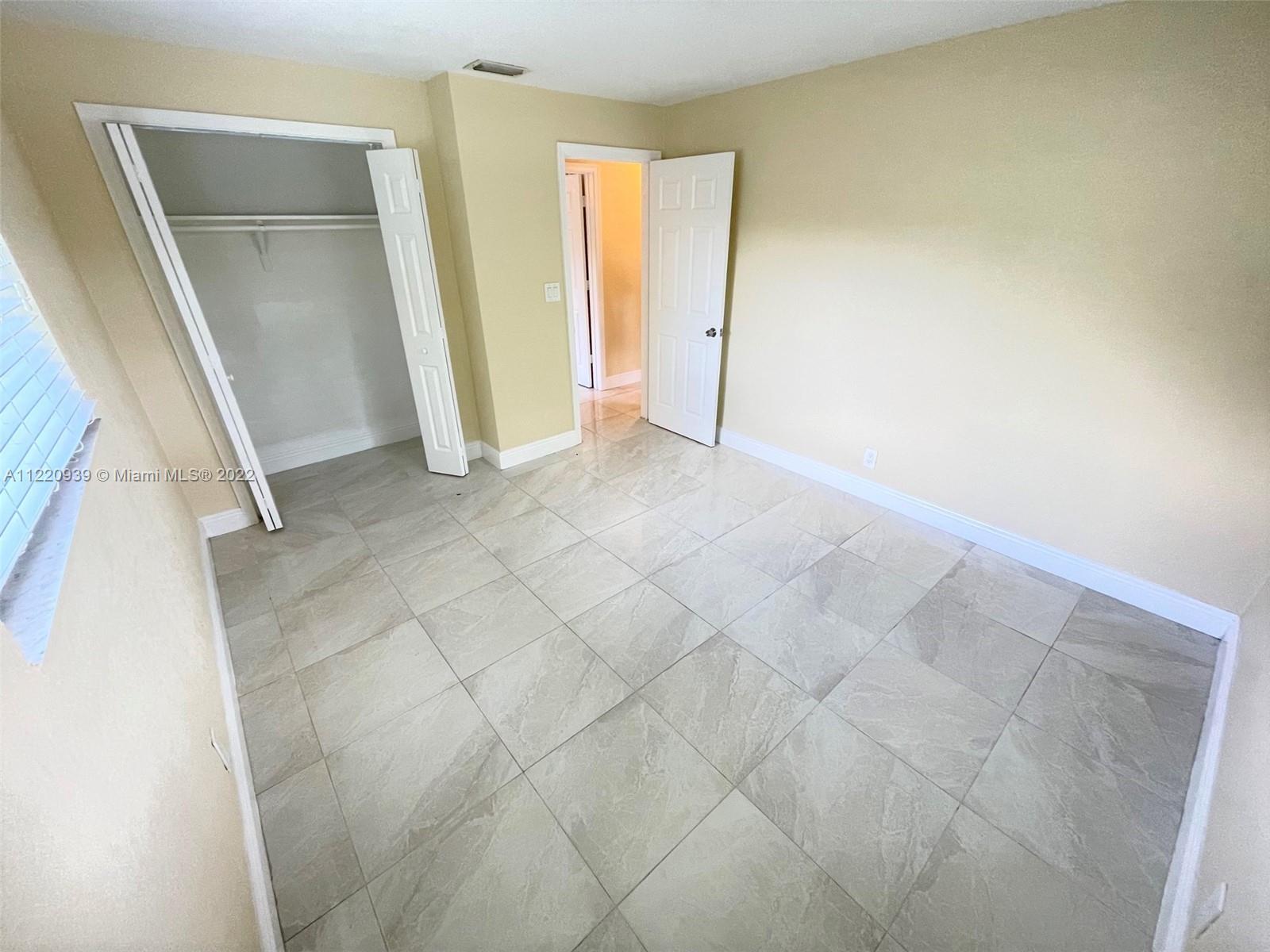DELLS - Residential Lease