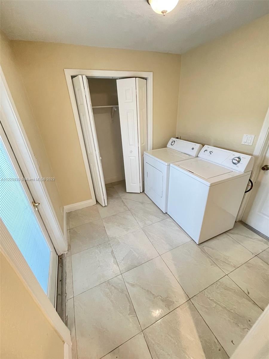 DELLS - Residential Lease