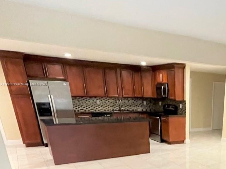 DELLS - Residential Lease