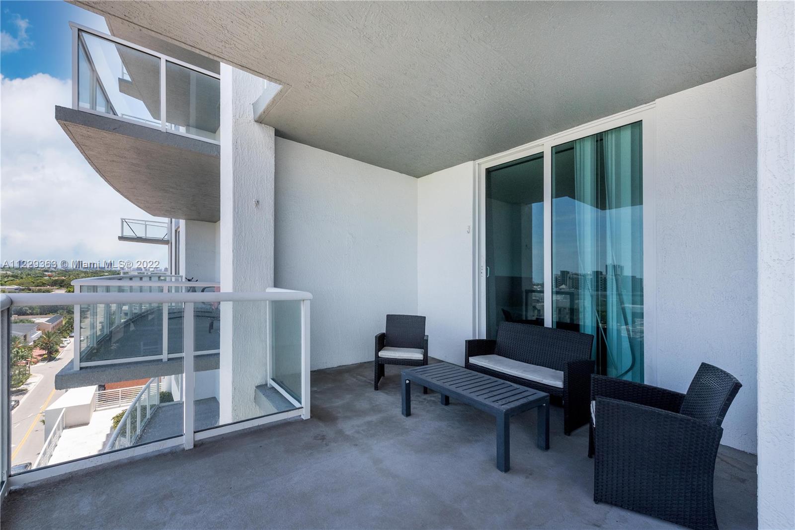 STRADA 315 CONDO - Residential