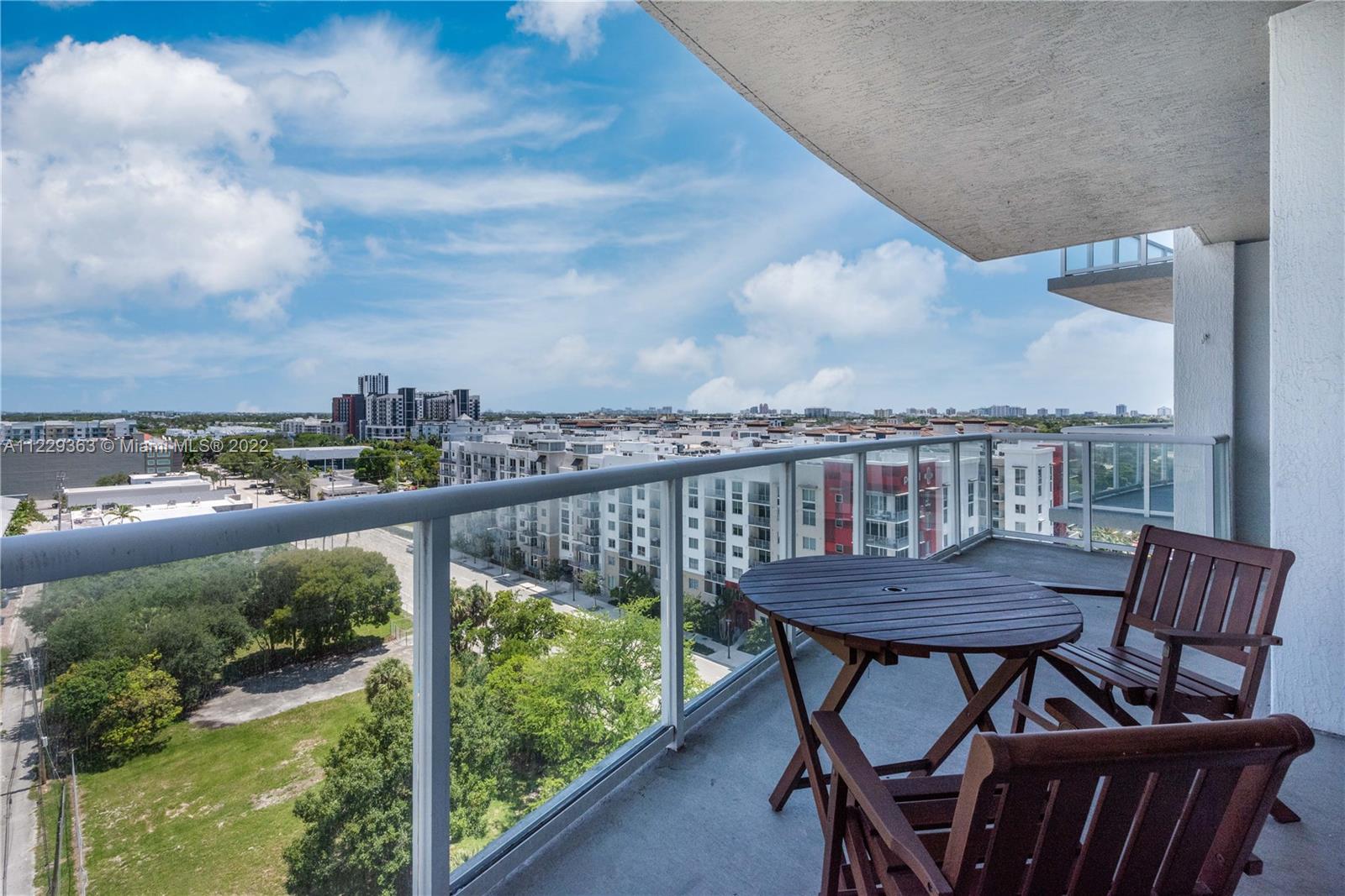 STRADA 315 CONDO - Residential