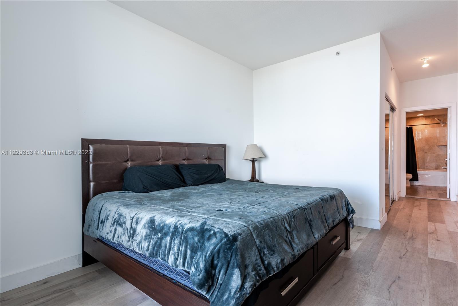 STRADA 315 CONDO - Residential