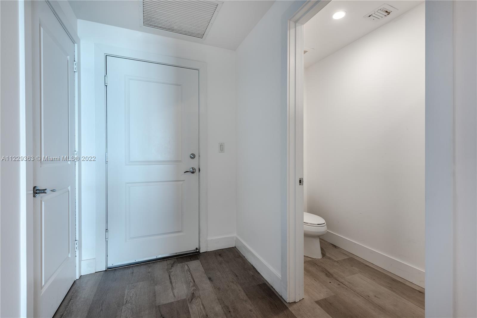 STRADA 315 CONDO - Residential