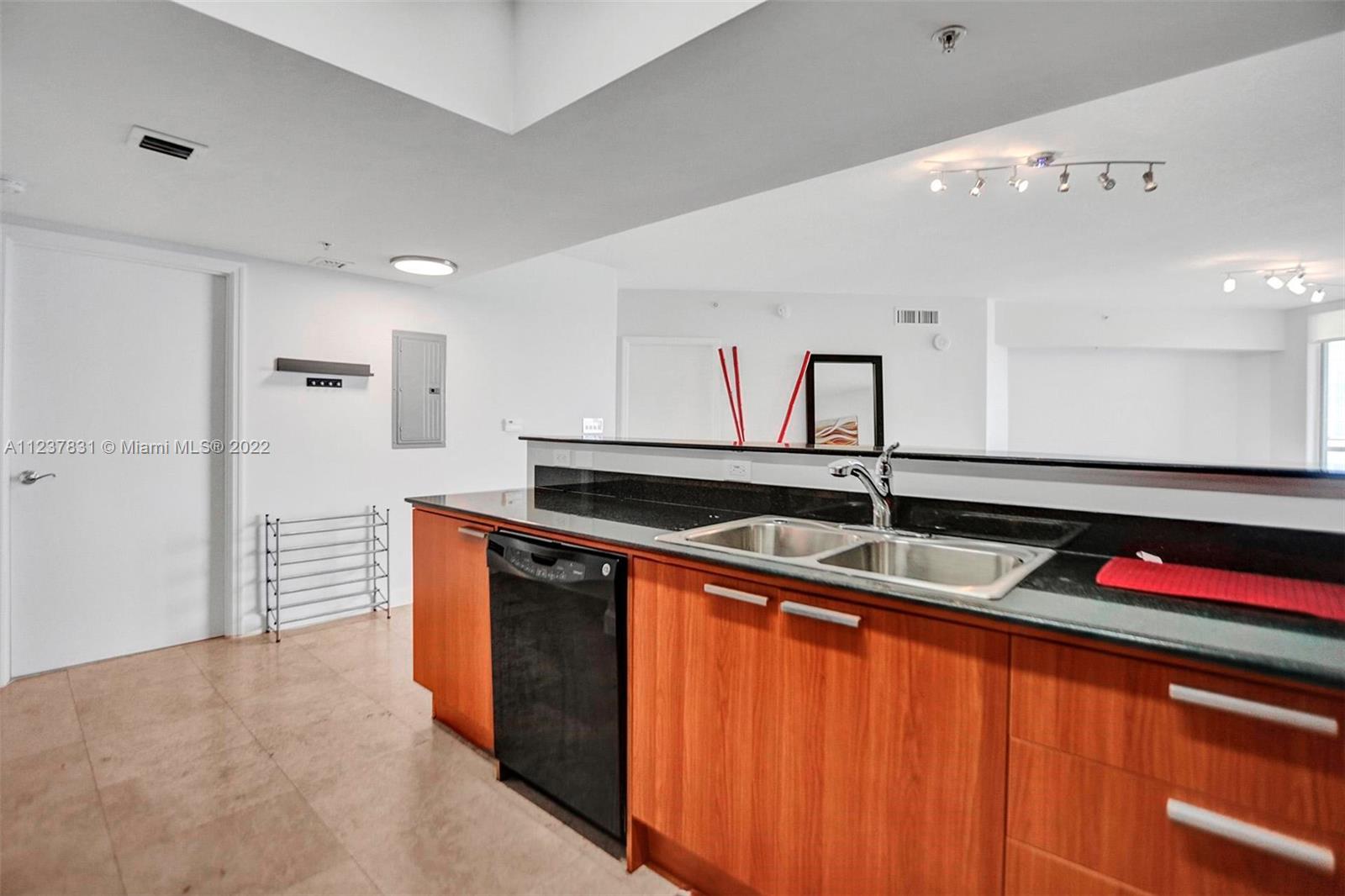 LA PERLA CONDO - Residential