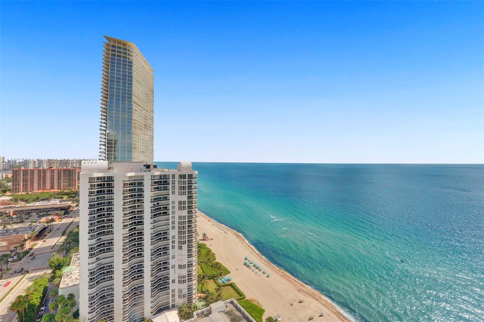 LA PERLA CONDO - Residential