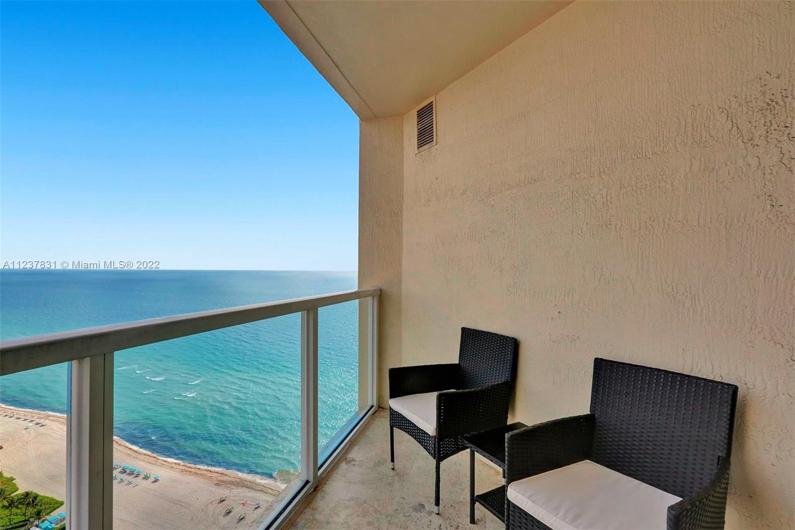 LA PERLA CONDO - Residential
