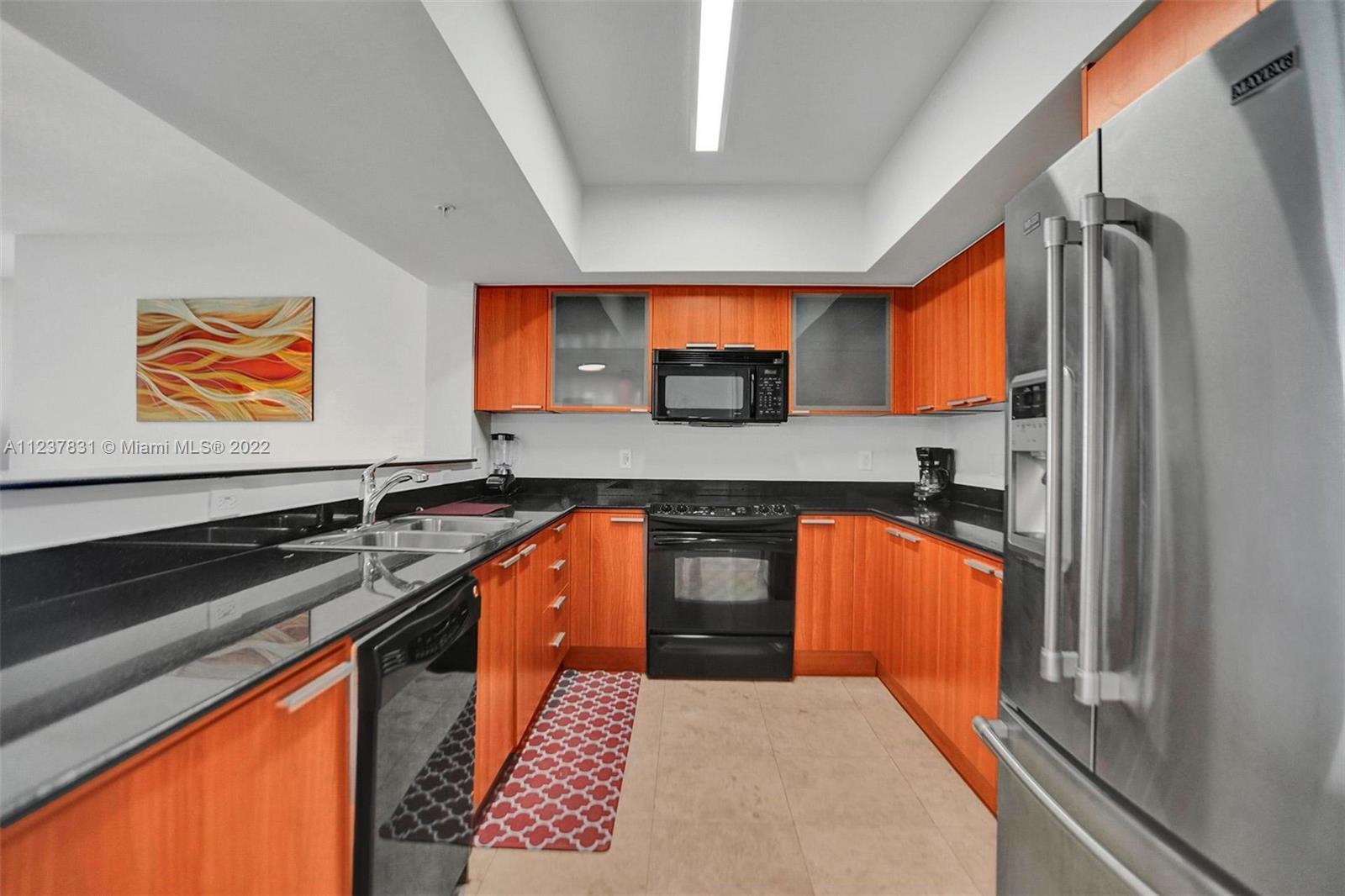 LA PERLA CONDO - Residential