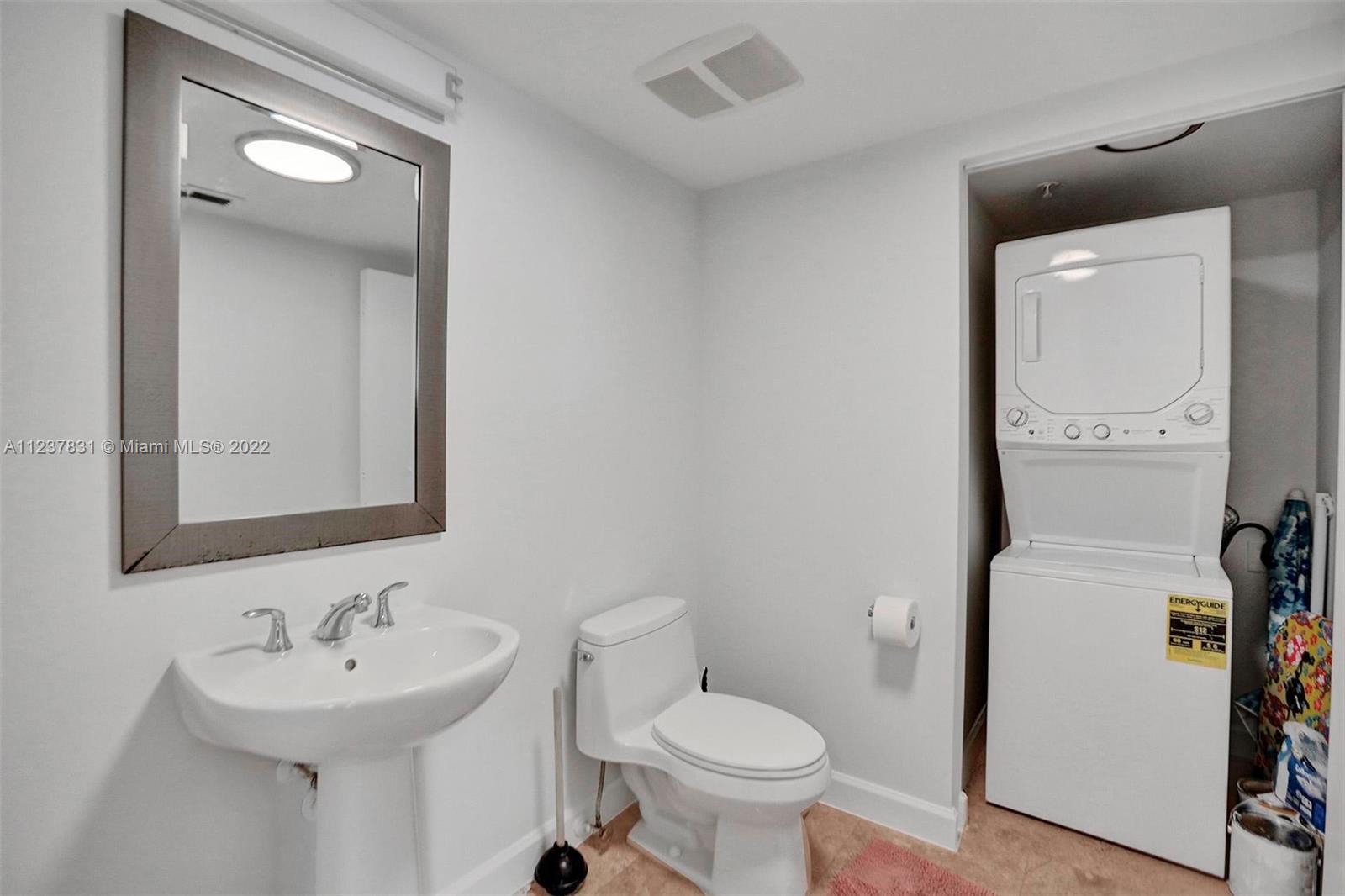LA PERLA CONDO - Residential