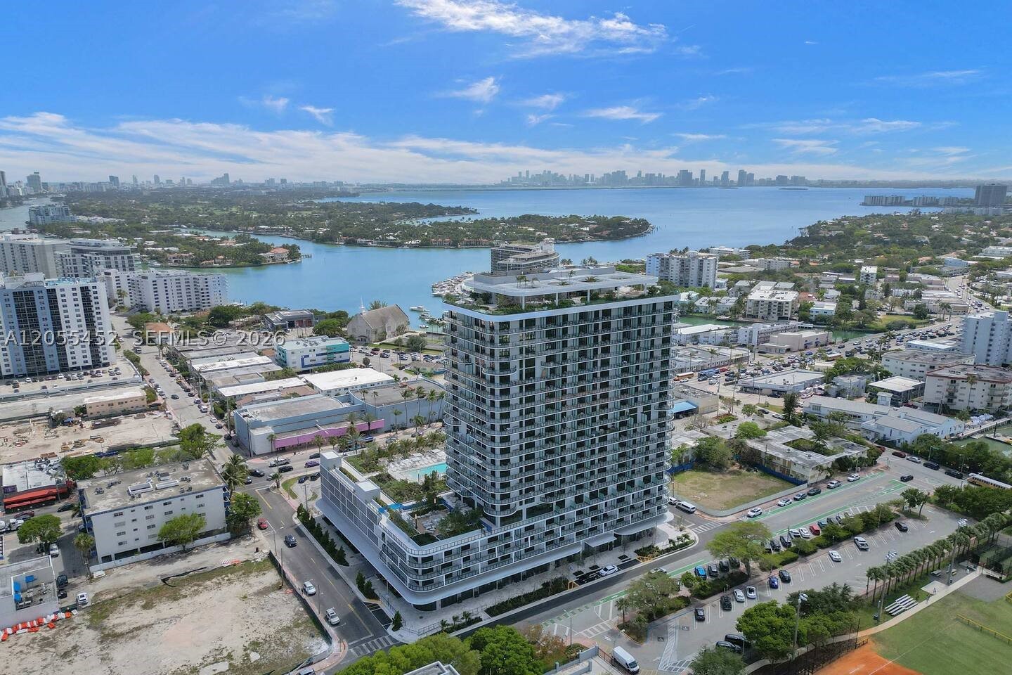 72 PARK - Residential
