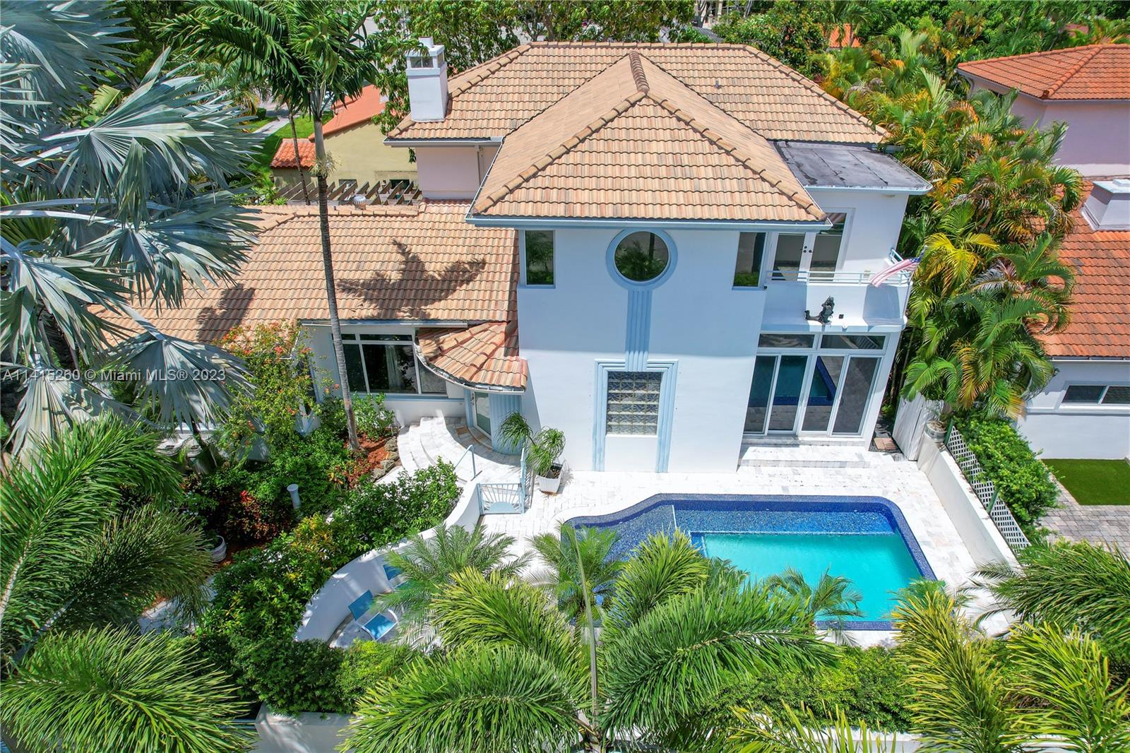 BRICKELL ESTATES - Residential
