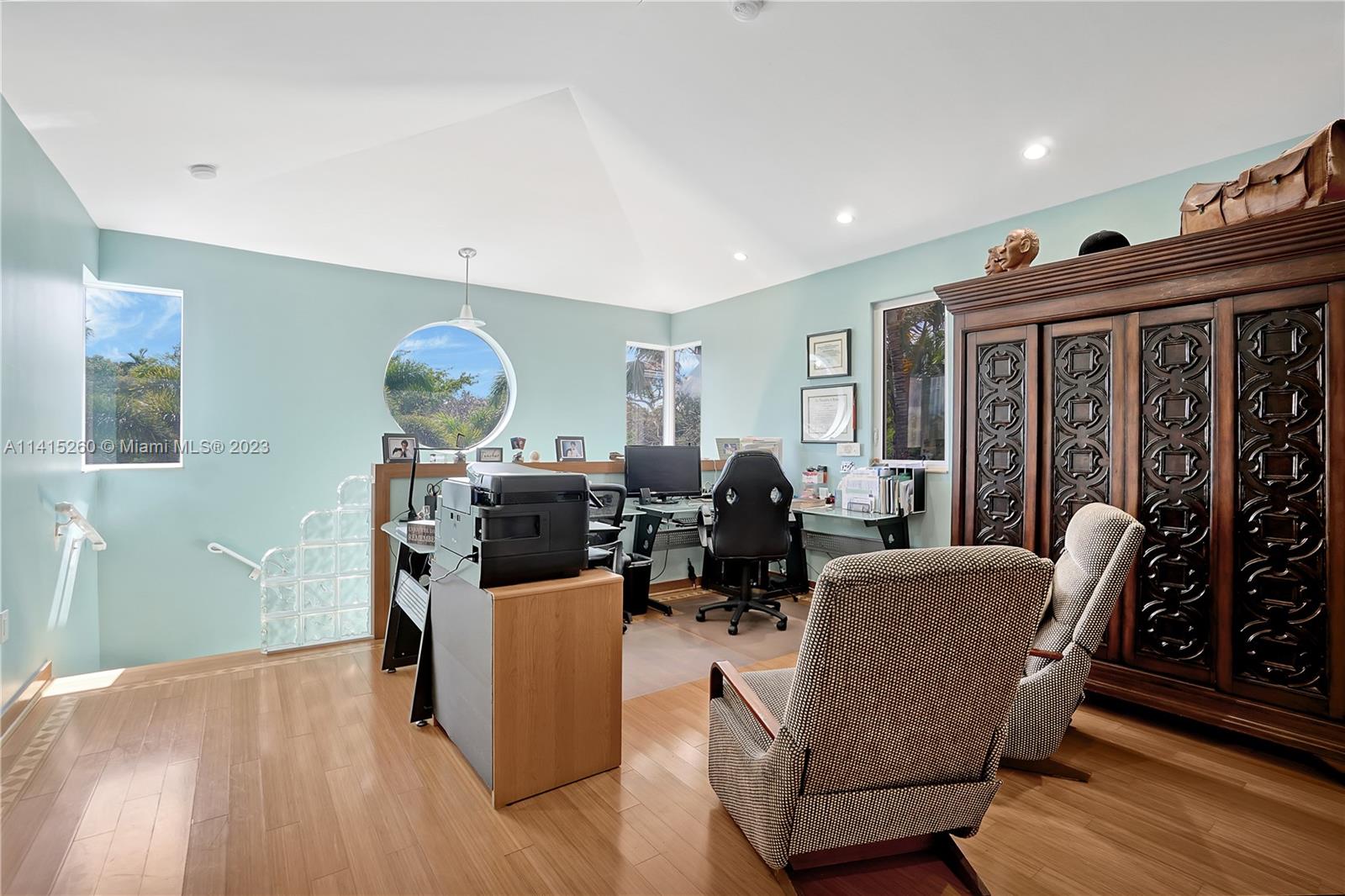 BRICKELL ESTATES - Residential