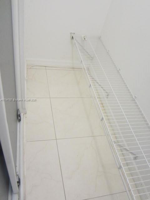 ALLAPATTAH CONDO - Residential Lease