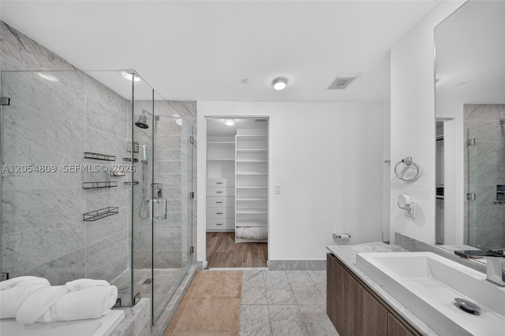 801 SMA RESIDENCES CONDO - Residential