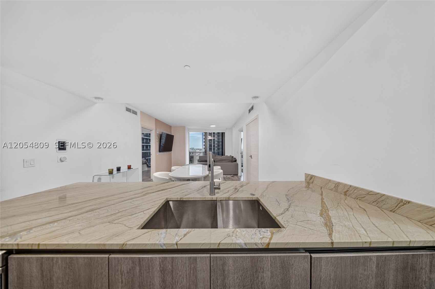 801 SMA RESIDENCES CONDO - Residential