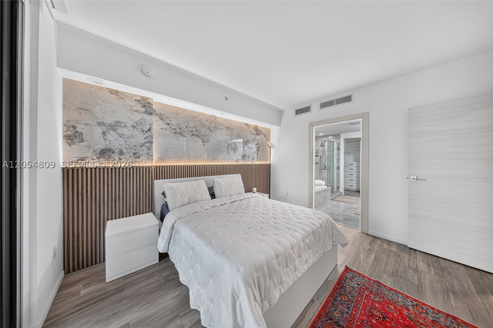 801 SMA RESIDENCES CONDO - Residential