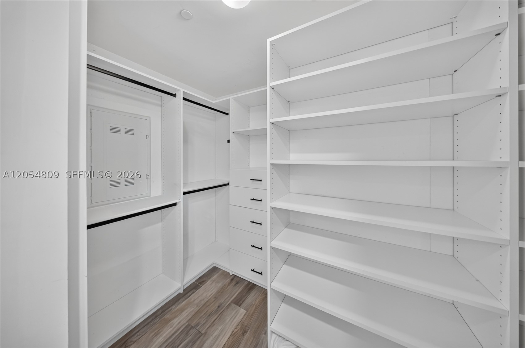 801 SMA RESIDENCES CONDO - Residential