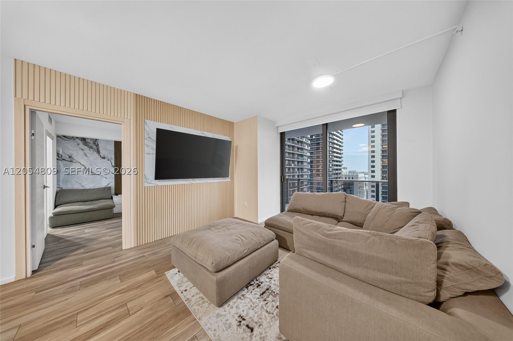 801 SMA RESIDENCES CONDO - Residential