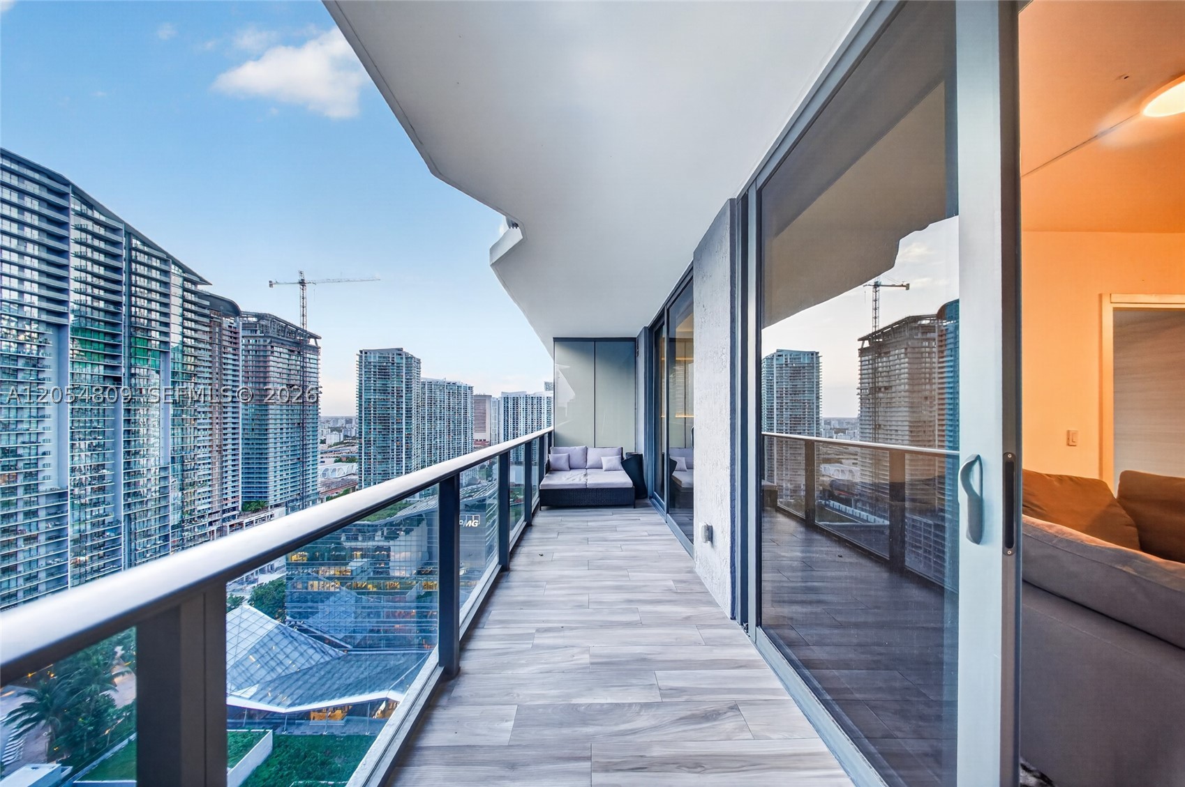 801 SMA RESIDENCES CONDO - Residential