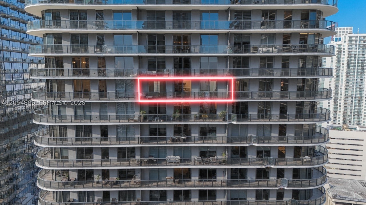 801 SMA RESIDENCES CONDO - Residential