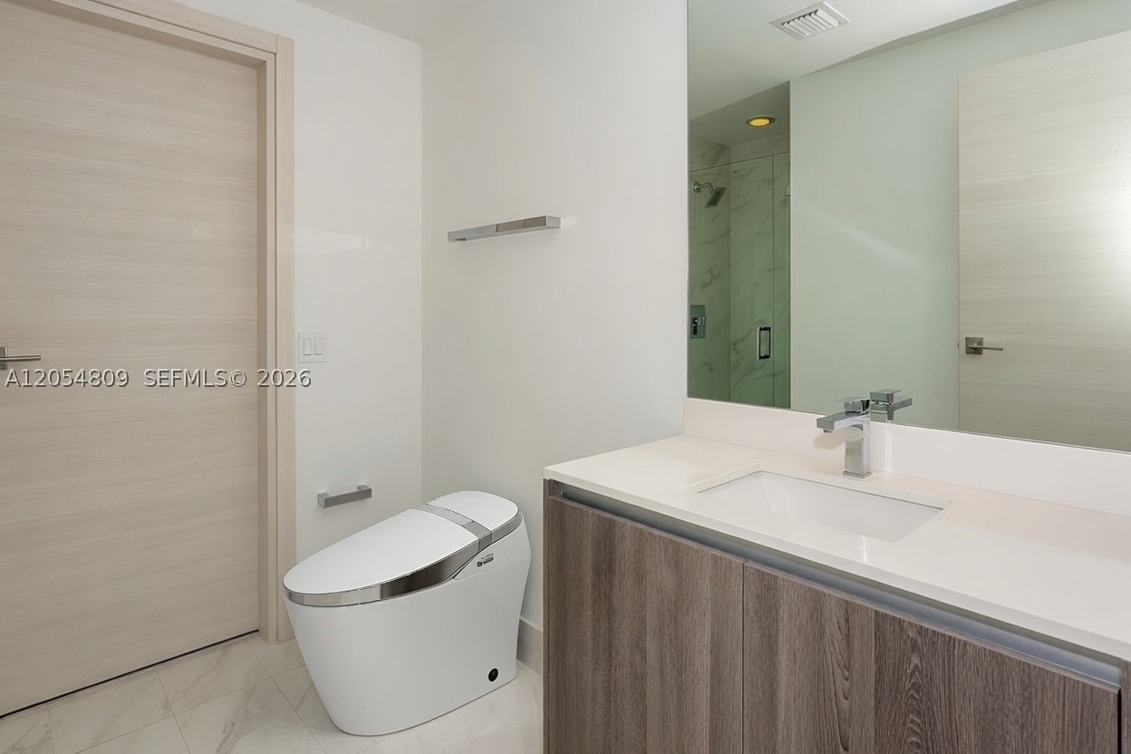 801 SMA RESIDENCES CONDO - Residential