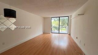 VECINO DEL MAR CONDO - Residential