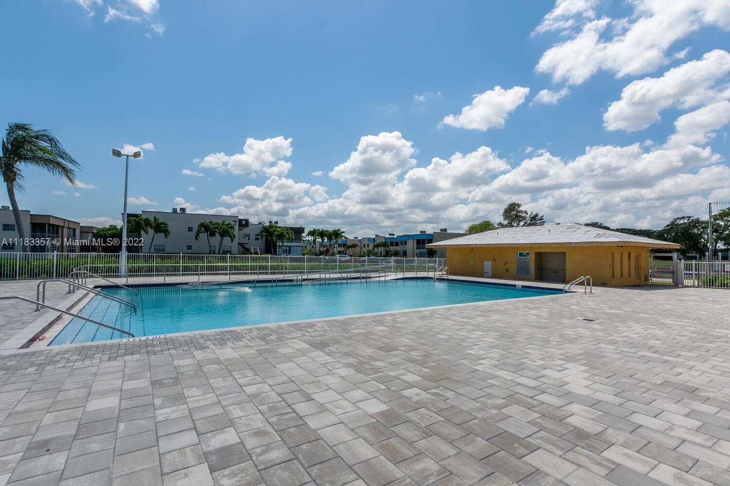 KINGS POINT BURGUNDY COND - Residential