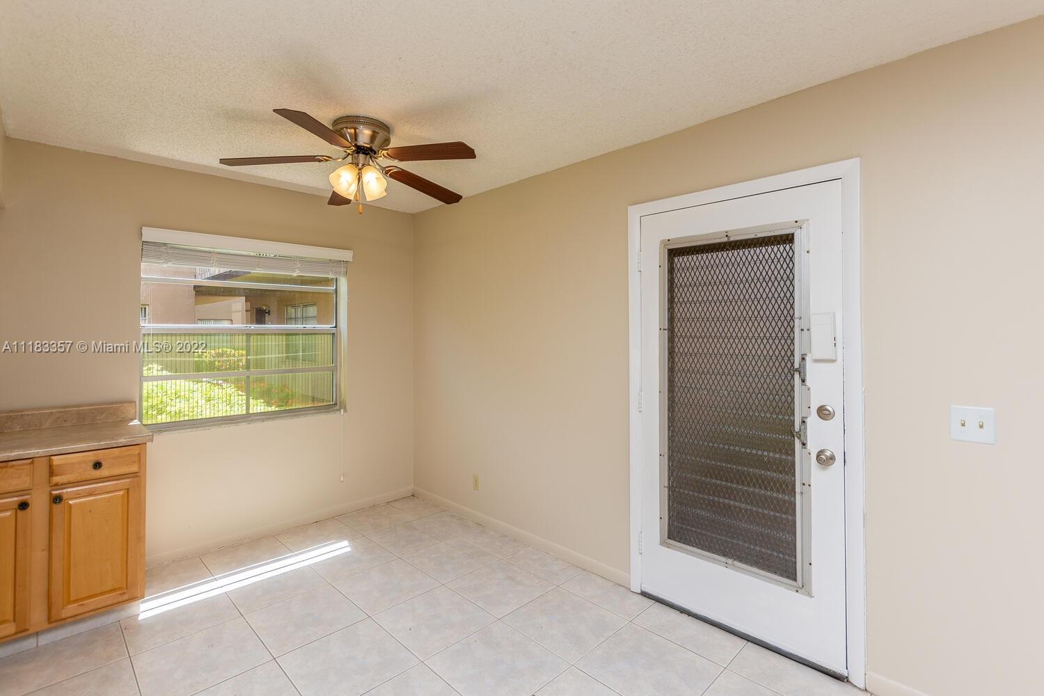 KINGS POINT BURGUNDY COND - Residential