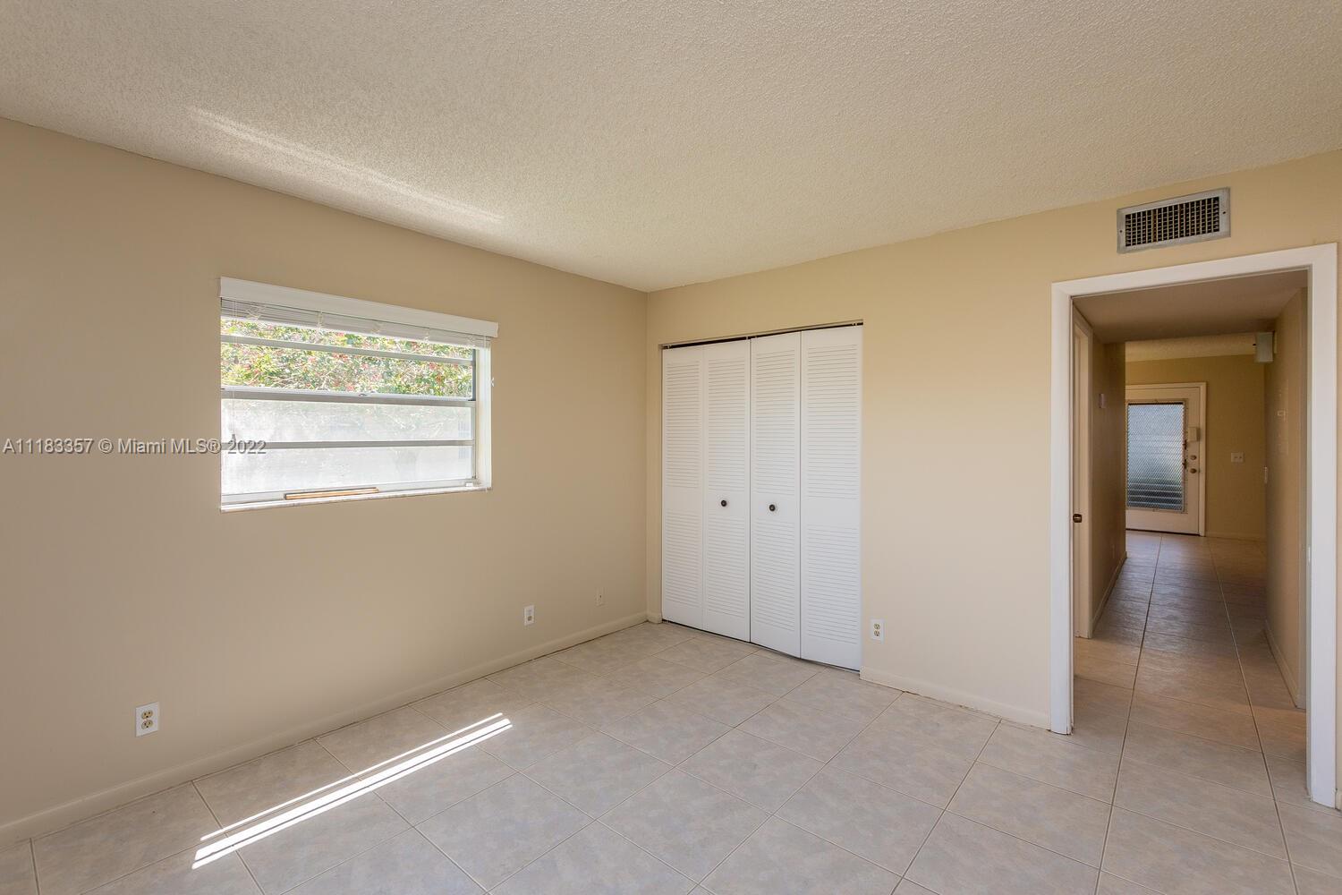 KINGS POINT BURGUNDY COND - Residential