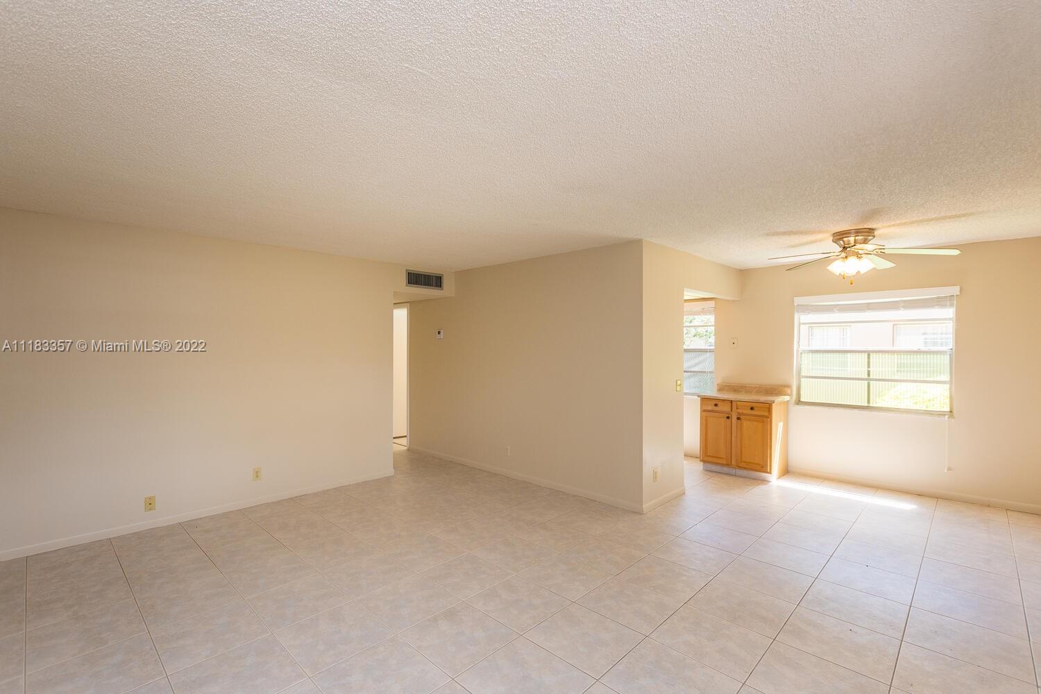 KINGS POINT BURGUNDY COND - Residential