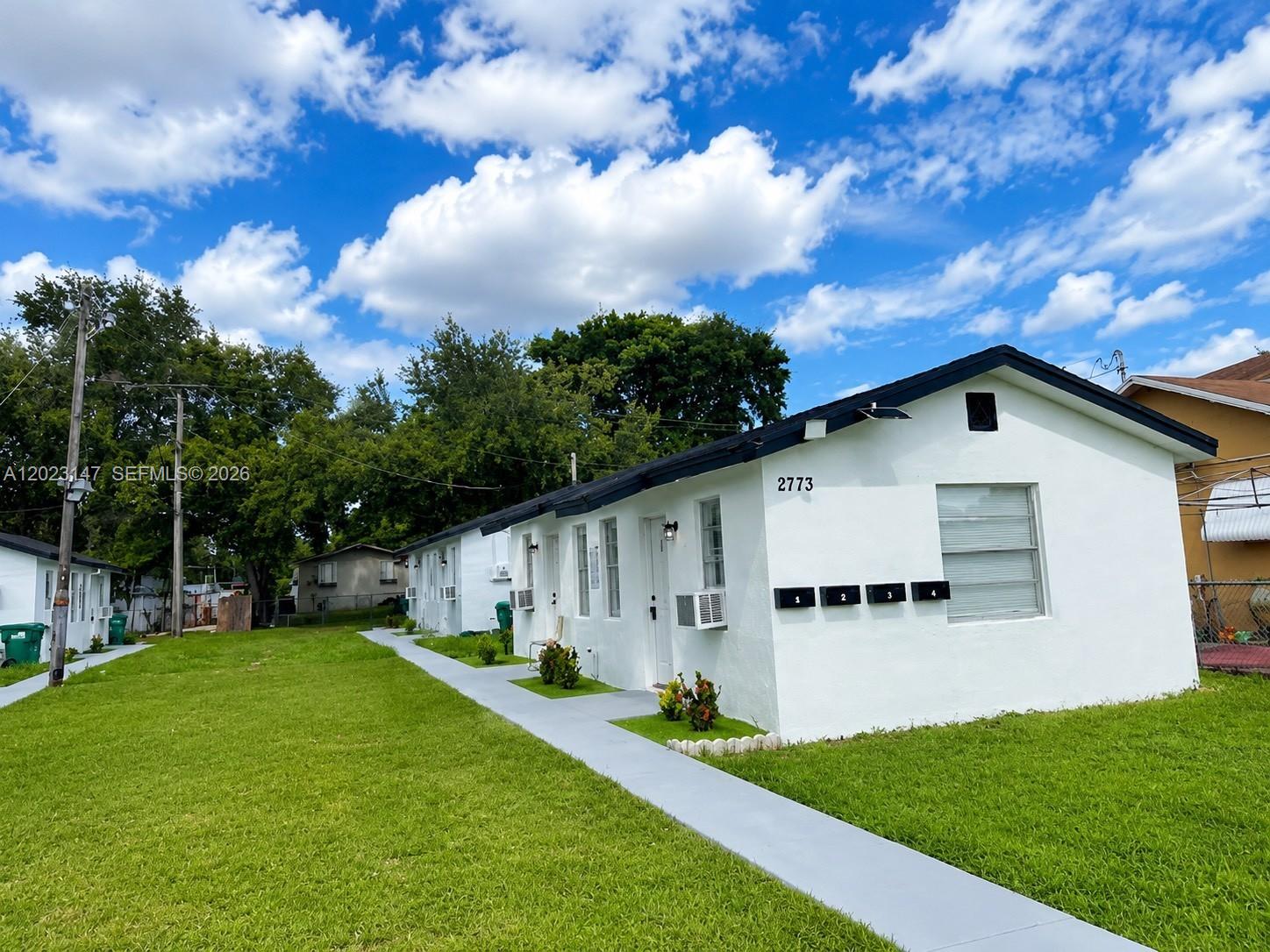 HIALEAH HEIGHTS - Residential Income