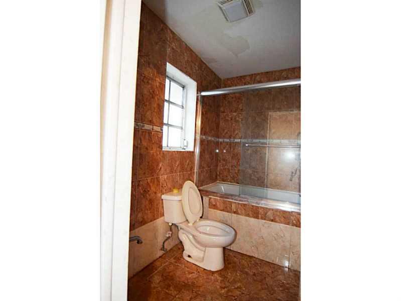 PLANTATION PARK LAKESITES - Residential